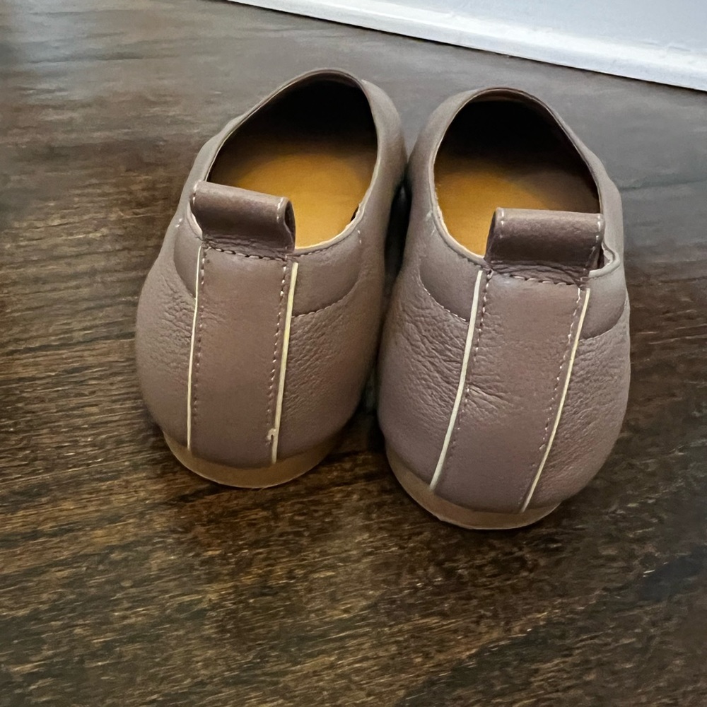 Everlane Women's Tan Leather Flats - Picture 4 of 8